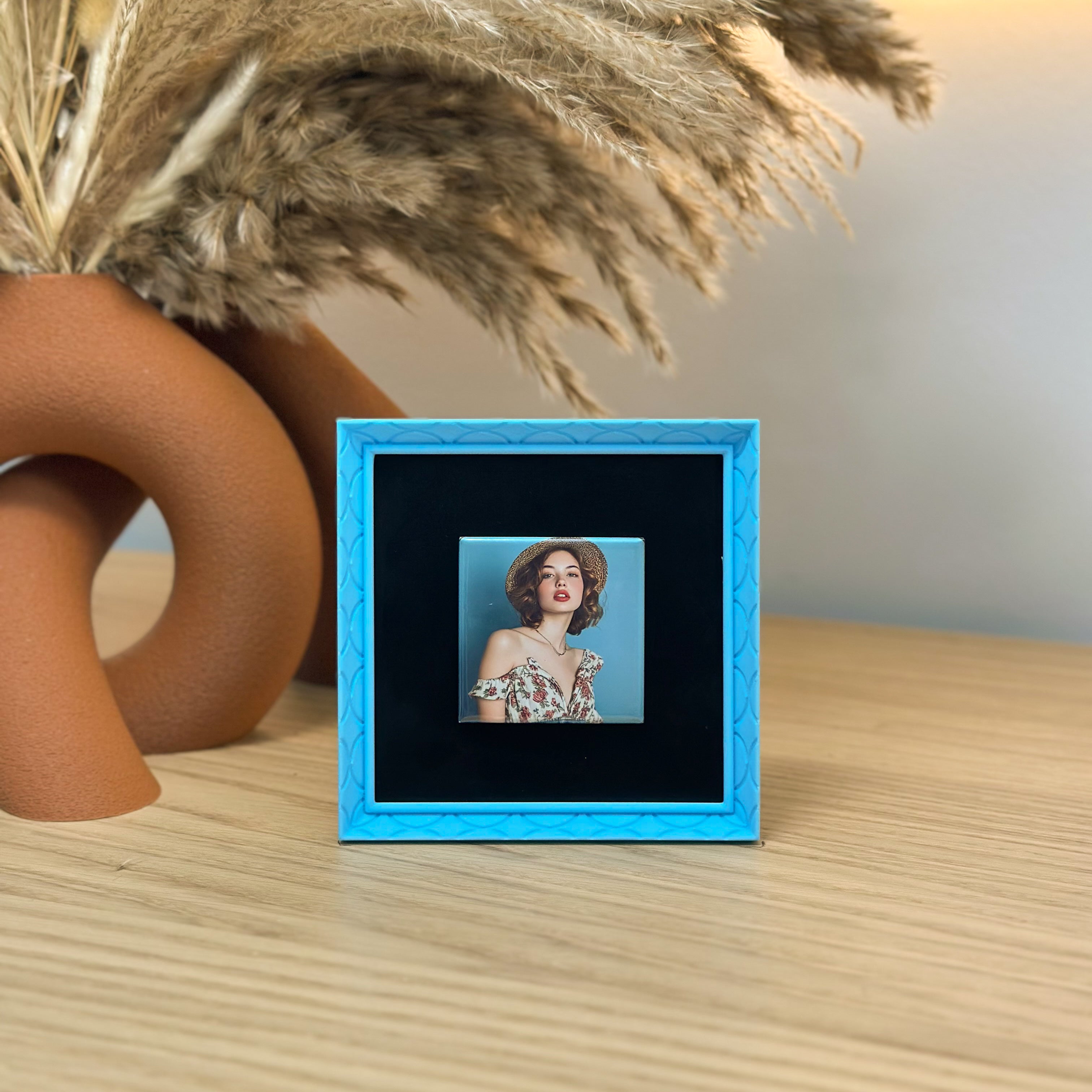 MZ Square Frame – Magnetographicz